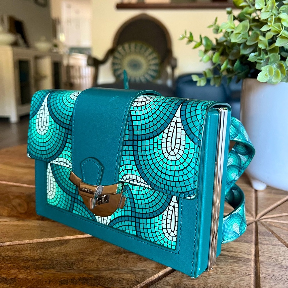 AMETTI Elegant Teal Mosaic Patterned Women's Bag